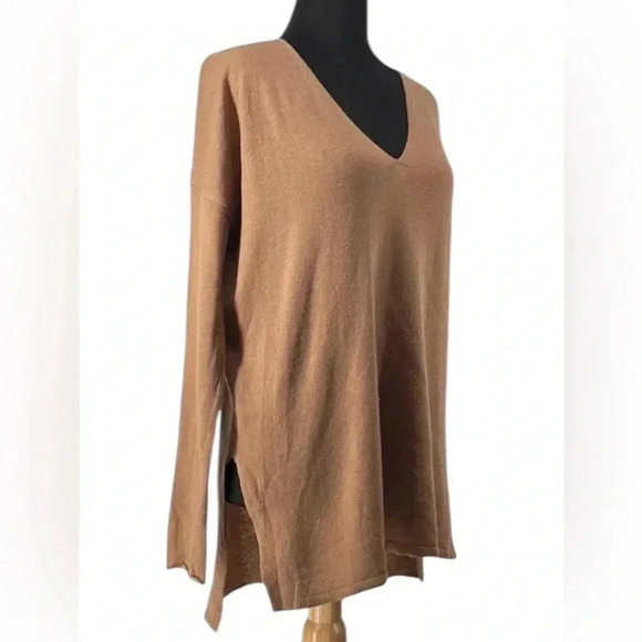 NWOT, Aritzia Babaton Erin Wool Blend Relaxed Fit Brown Sweater, Small - Picture 3 of 9